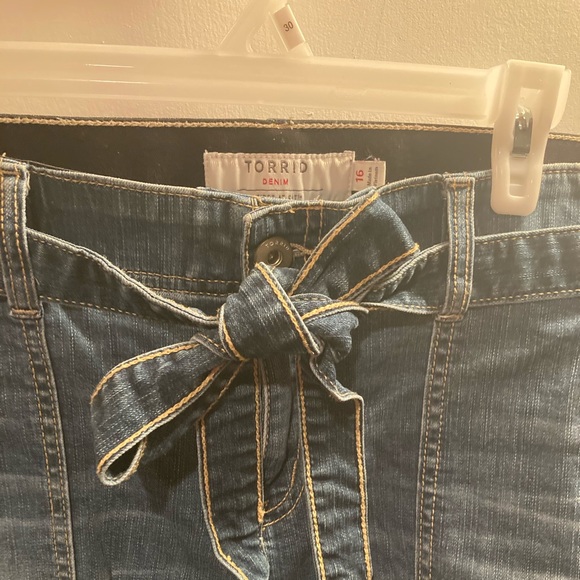 Torrid size 16 tie waste utility denim short vintage style paper bag tie - Picture 3 of 7